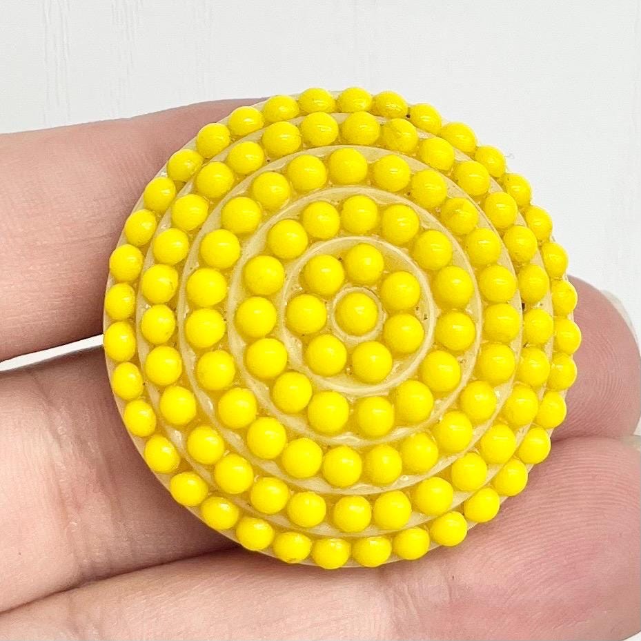 Vintage Unusual Yellow Glass Ringed Cabochon Brooch MillyOliverVintage
