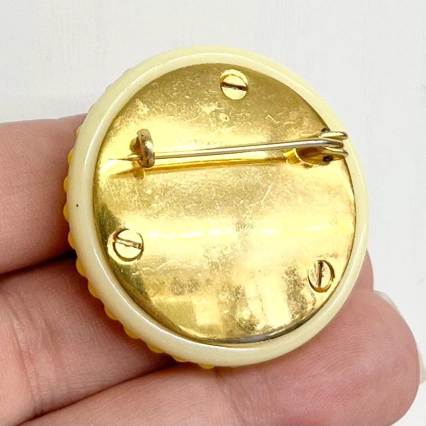 Vintage Unusual Yellow Glass Ringed Cabochon Brooch MillyOliverVintage