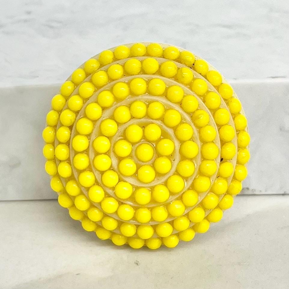Vintage Unusual Yellow Glass Ringed Cabochon Brooch MillyOliverVintage