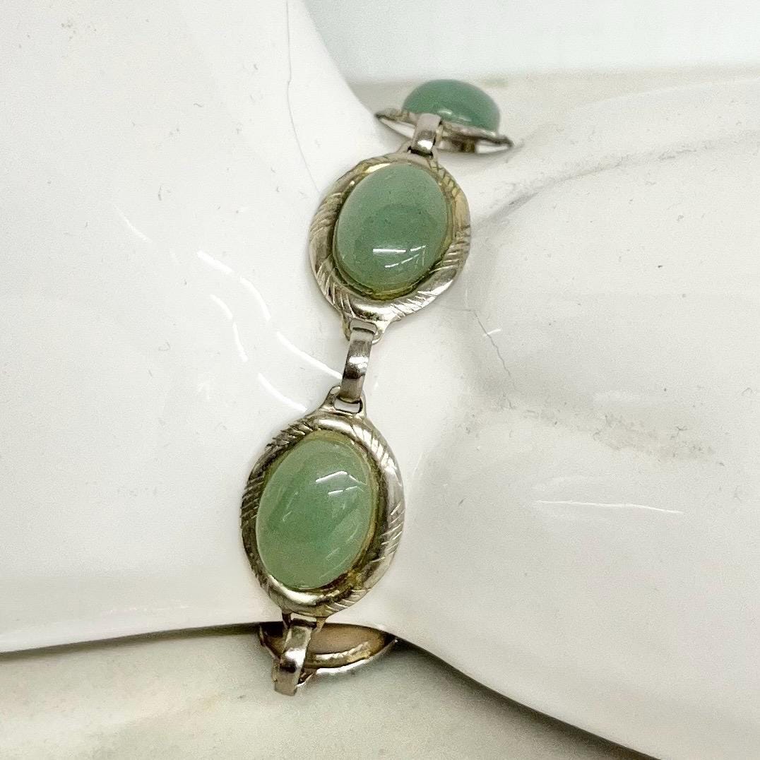 Vintage Silver Tone 1970’s 1980’s Green Aventurine Cabochon Bracelet Costume Jewellery 7.5” MillyOliverVintage