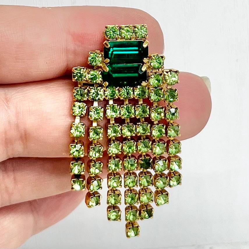 Green Austrian Crystal Brooch Art Deco Style with Seven Tassle Drops Gold Plated MillyOliverVintage