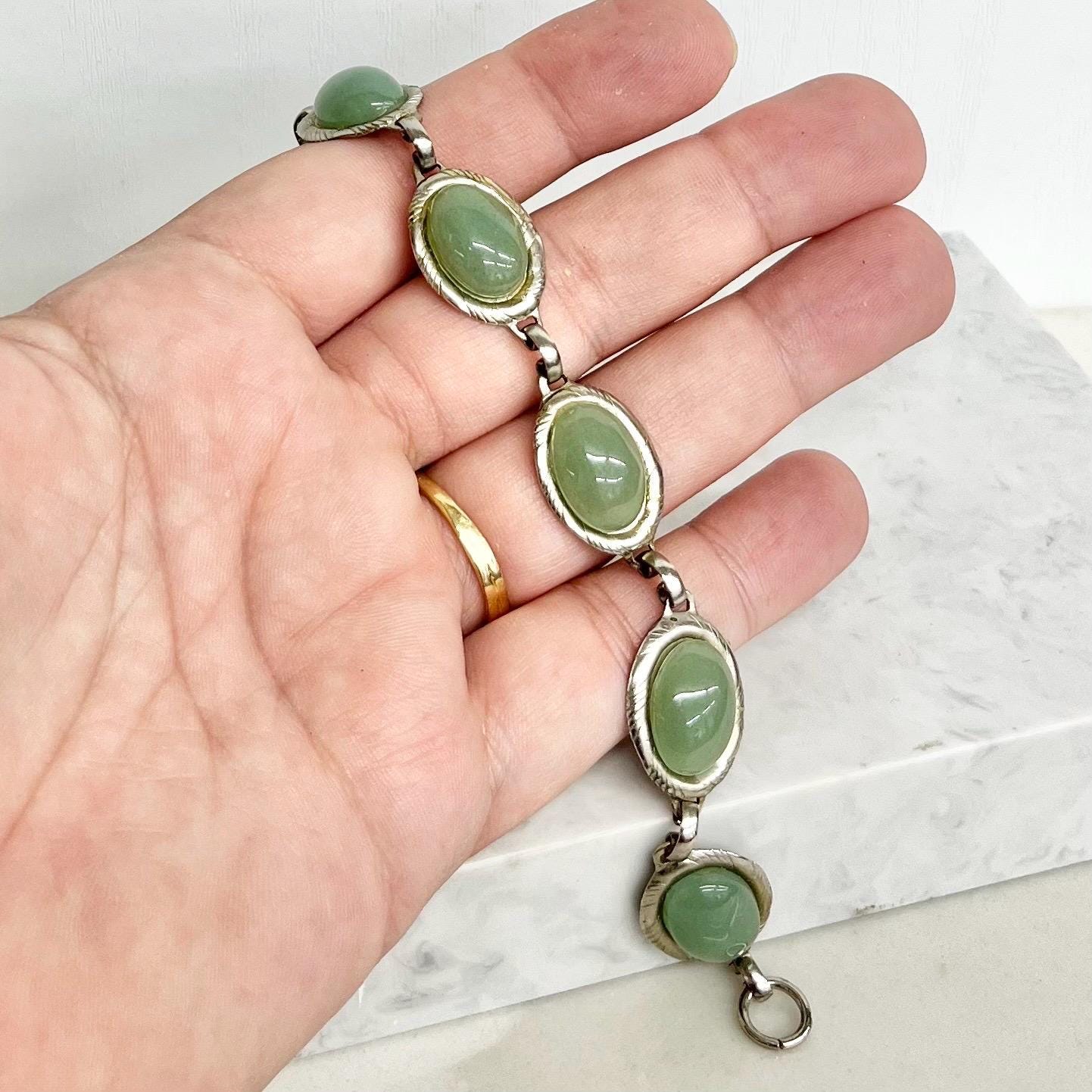 Vintage Silver Tone 1970’s 1980’s Green Aventurine Cabochon Bracelet Costume Jewellery 7.5” MillyOliverVintage