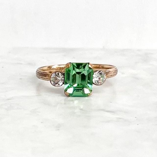 Vintage Rolled Gold Uranium Glass Stone Emerald Cut Crystal Dress Ring UV Reactive Glow UV Jewellery Size uk O 1/2 MillyOliverVintage