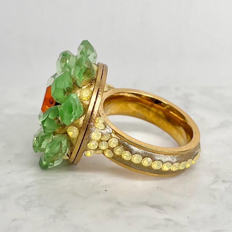 One of a Kind Uranium Crystal Statement Flower Ring UV Reactive Glow Size UK M 1/2 MillyOliverVintage