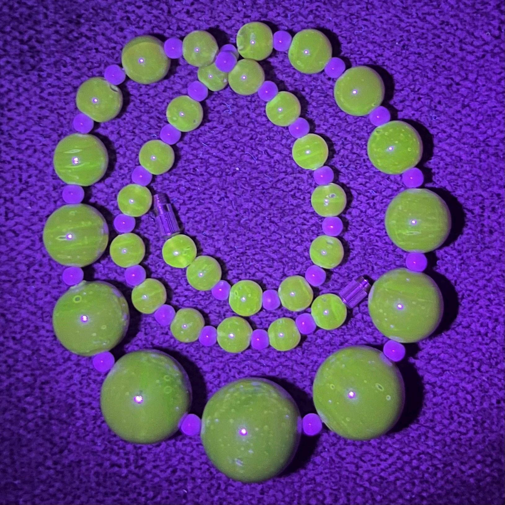 Vintage Carnelian Glass Uranium Graduated Bead Necklace Orange Bright Green UV Reactive Glow 1940’s MillyOliverVintage