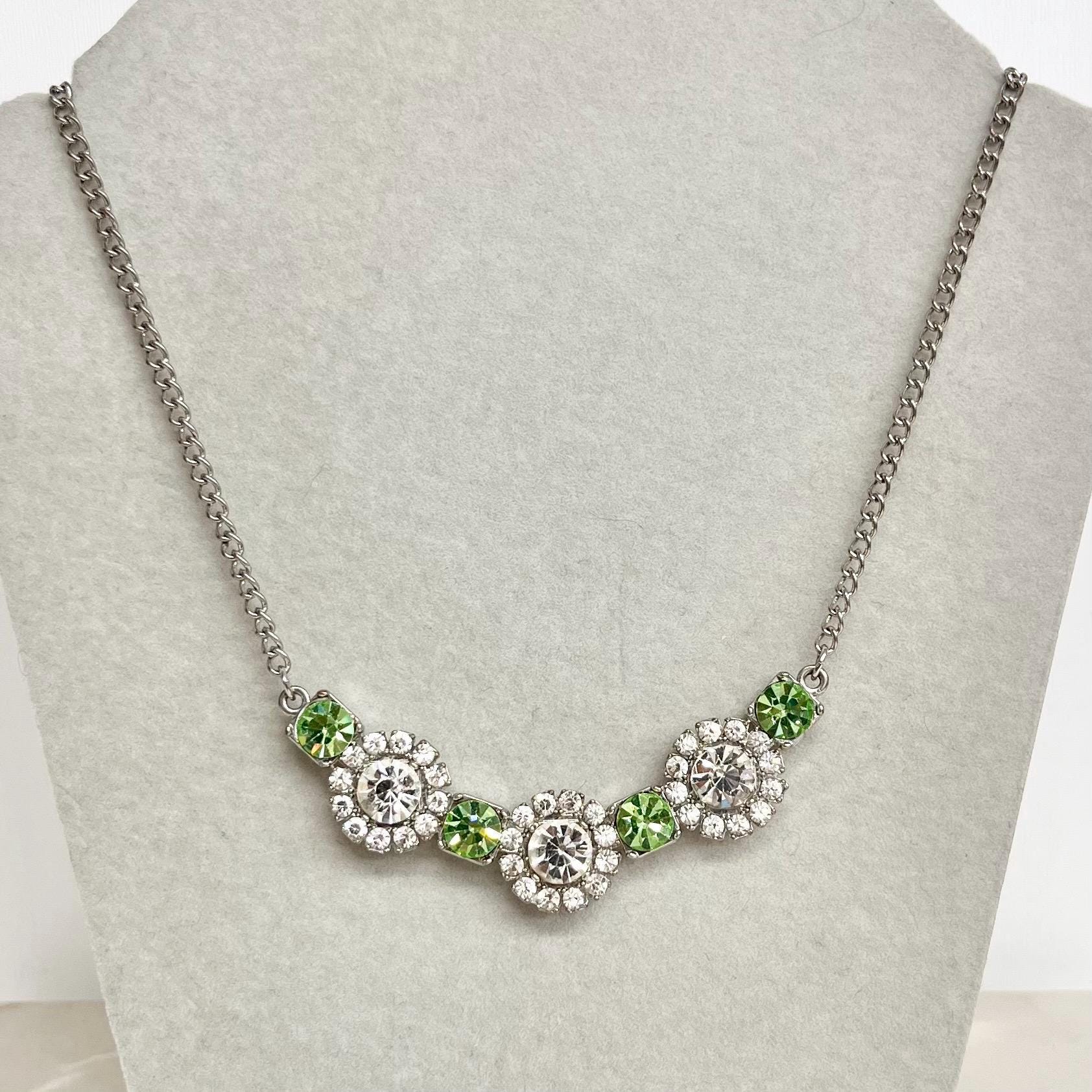 Vintage Clear & Green Uranium Glass Crystal Flower Necklace Silver Tone Metal UV Reactive Glow MillyOliverVintage