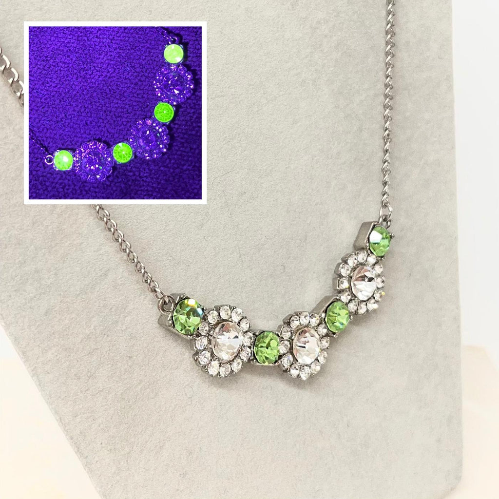 Vintage Clear & Green Uranium Glass Crystal Flower Necklace Silver Tone Metal UV Reactive Glow MillyOliverVintage