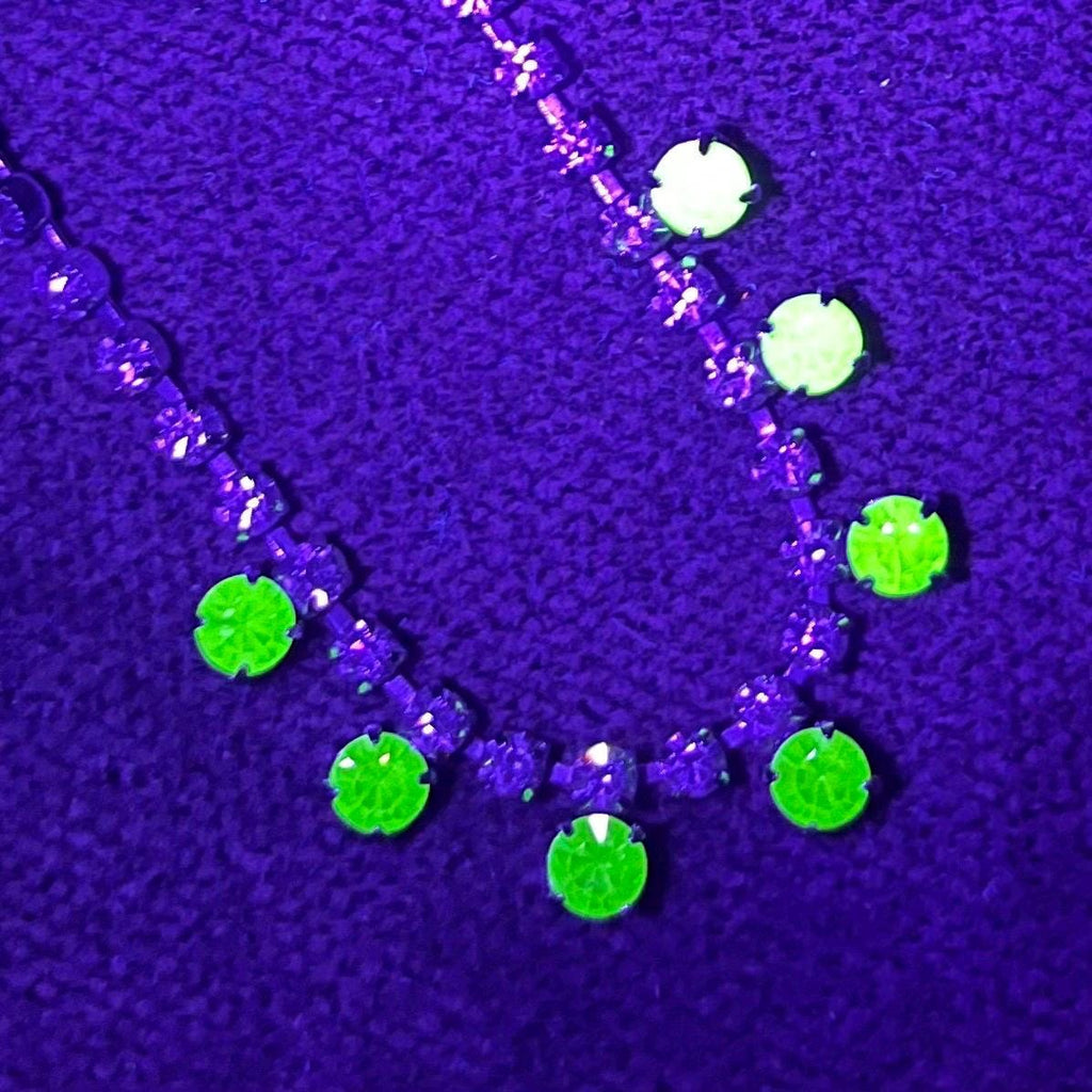 Vintage Clear & Green Uranium Glass Crystal Droplet Necklace Silver Tone Metal UV Reactive Glow MillyOliverVintage