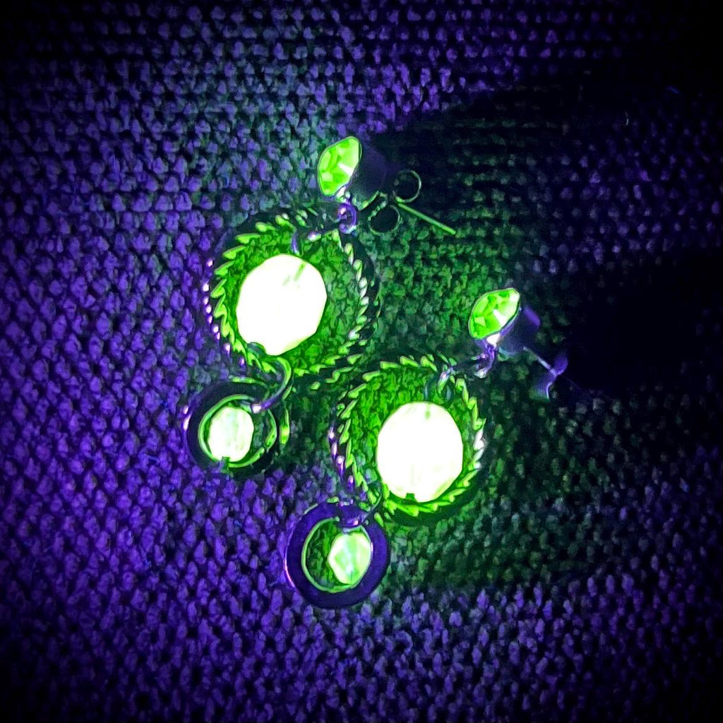 Yellow & Green Uranium Glass Earrings Double Ring Drops with a UV Reactive Glow MillyOliverVintage