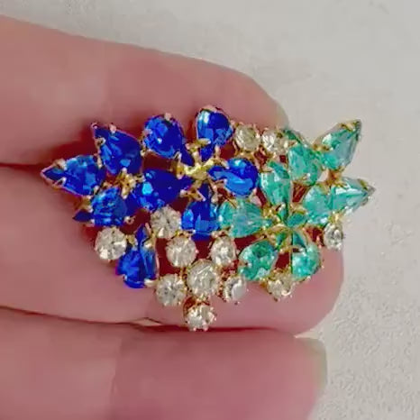 Vintage Blue Aqua Crystal Diamante Flower Brooch in a Gold Plate Setting Excellent Quality